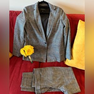 Ann Taylor Factory 2 piece suit set size 8